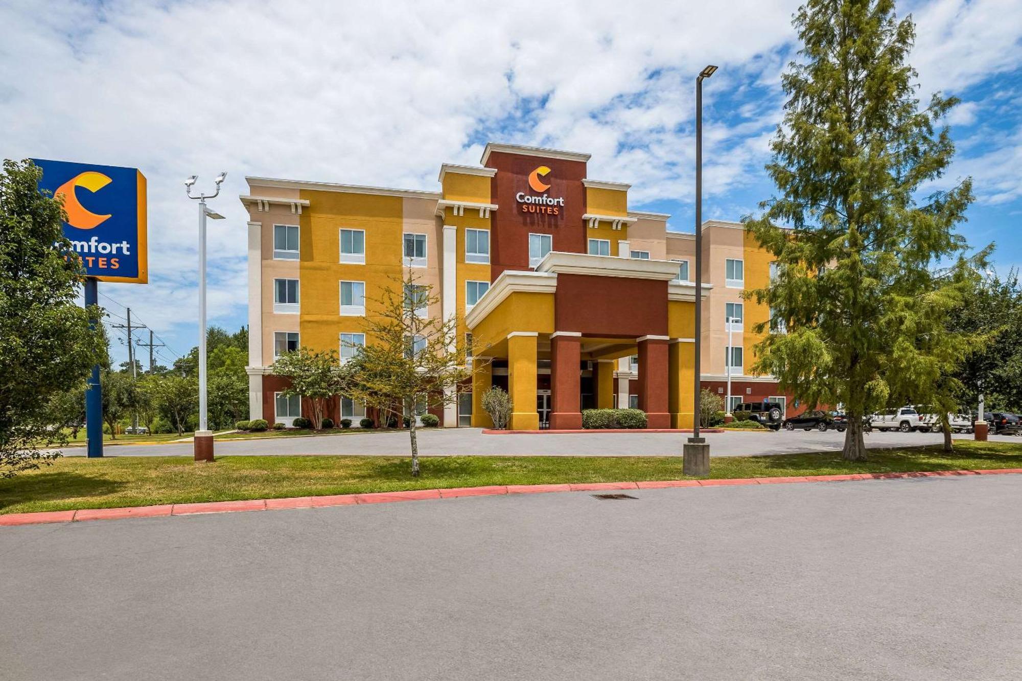 Comfort Suites Denham Springs Exterior foto